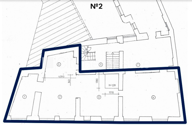 Фасадный дом, реновированный дом, благоустроенная озеленённая территория, Рига - изображение 18