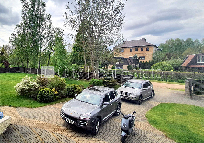 Privātmāja, jaunceltne, labiekārtota apzaļumota teritorija 3300 m2, bruģēts piebraucamais Jūrmala - foto 16