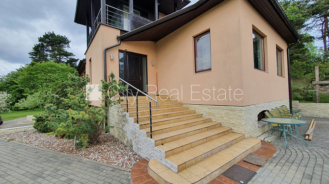 Privātmāja, jaunceltne, labiekārtota apzaļumota teritorija 3300 m2, bruģēts piebraucamais Jūrmala - foto 5