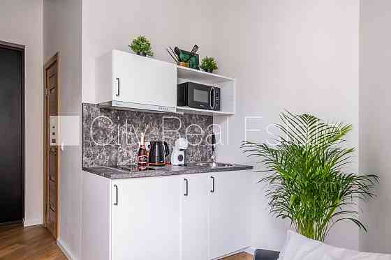 Реновированный дом, студио, кухня объединена с комнатой, центральное отопление, Rīga