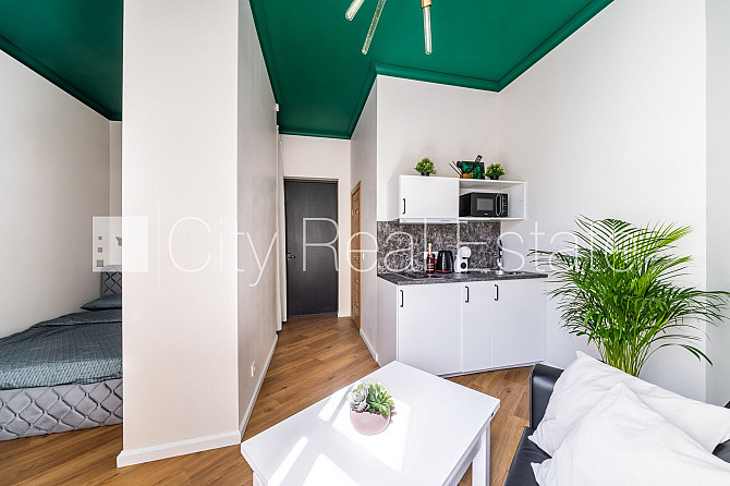 Реновированный дом, студио, кухня объединена с комнатой, центральное отопление, Рига - изображение 2