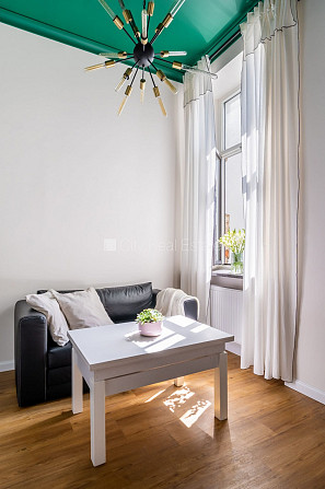 Реновированный дом, студио, кухня объединена с комнатой, центральное отопление, Рига - изображение 9