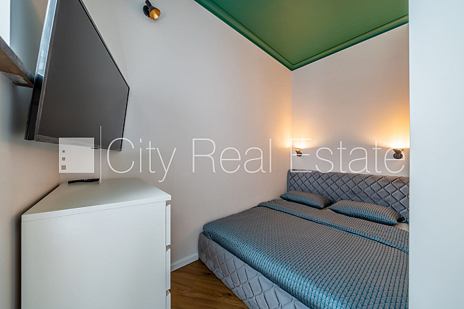 Реновированный дом, студио, кухня объединена с комнатой, центральное отопление, Рига - изображение 4