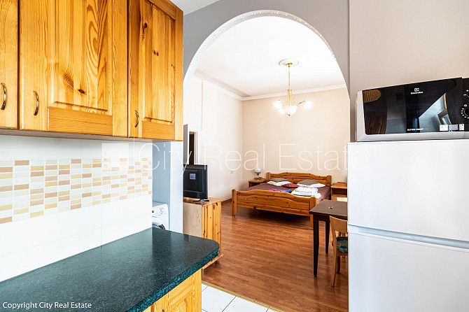 Дом во дворе, охраняемый двор, вход со двора, лифт, одна изолированная комната, Рига - изображение 9