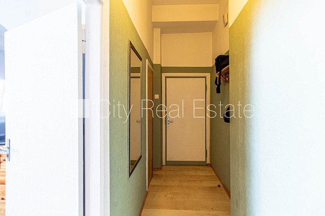 Дом во дворе, охраняемый двор, вход со двора, лифт, одна изолированная комната, Рига - изображение 10