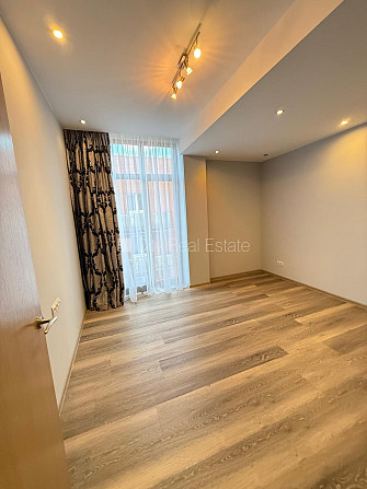 Projekts - Tomsona terases 2, pazemes autostāvvieta, ir lifts, terase 9,2 m2, guļamistabu skaits Rīga - foto 6