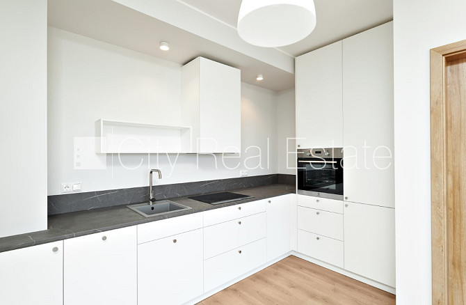 Jaunceltne, labiekārtota apzaļumota teritorija, labiekārtots apzaļumots pagalms, garāža Rīga - foto 1