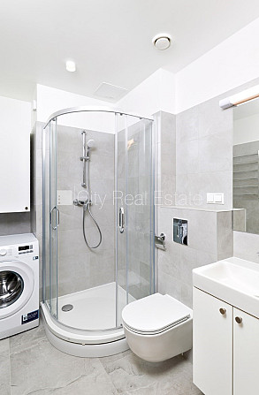 Jaunceltne, labiekārtota apzaļumota teritorija, labiekārtots apzaļumots pagalms, garāža Rīga - foto 9