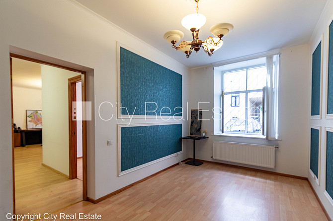 Проект - Krišjāņa Valdemāra 39 (Кришьяня Валдемара 39), здание во дворе, место для машины, Рига - изображение 1