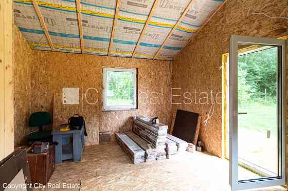 Частный дом, деревянный дом, энергоэффективный дом, места для нескольких машин, Рига