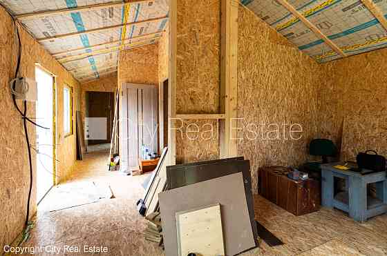 Частный дом, деревянный дом, энергоэффективный дом, места для нескольких машин, Рига