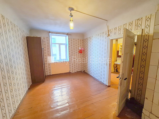 Здание во дворе, закрытый двор, вход со двора, окна выходят во двор, одна Рига - изображение 4