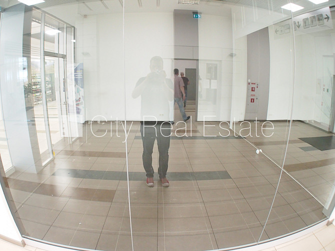 Jaunceltne, fasādes māja, ieeja no ielas, augstie griesti, centrālā apkure, apkures Rīga - foto 3