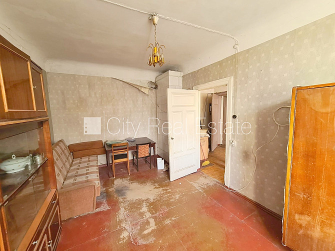 Здание во дворе, закрытый двор, вход со двора, окна выходят во двор, изолированная Рига - изображение 5