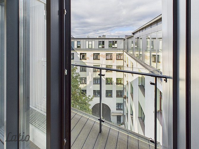 Izīrē modernu 3 istabu dzīvokli Rīgas centrā, Upīša pasāžā.
Dzīvoklis atrodas jaunā projekta mājā, 7 Рига - изображение 5