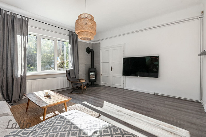 Piedāvājumā plašs, saulains mājas pirmais stāvs lieliskā vietā Codes ielā 58, Bieriņos, blakus parka Рига - изображение 3