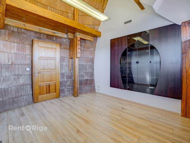 Divu līmeņu biroja telpas prestižā vietā  Elizabetes ielā.  Šis birojs apvieno modernu Rīga - foto 4