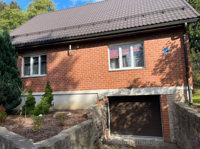 Продаётся частный дом в Огре  живописное место рядом с лесом и парком!  В продаже Огре и Огрский край - изображение 1