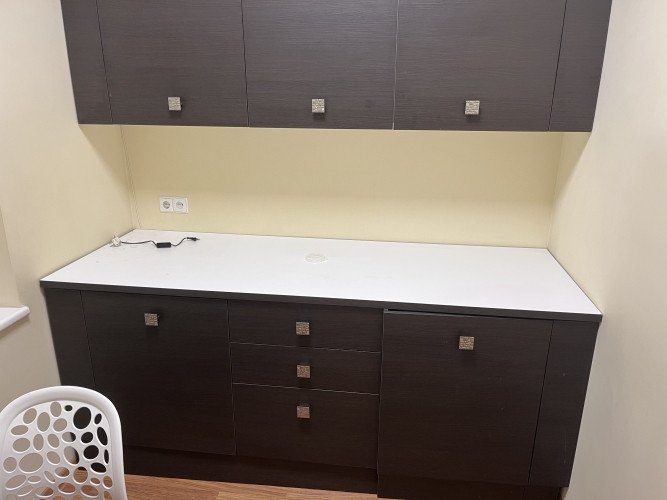 Iznomā biroju telpas.  Telpas var izmantot gan tirdzniecībai, gan biroja vajadzībām.  Telpu Rīga - foto 8