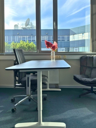 Biroja telpas ar bonusu - tiešo izeju uz terasi!  Jauns birojs mūsdienīgā biroju ēkā. Telpas Rīga - foto 1