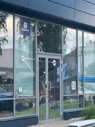 Biroja telpa pirmajā stāvā ar atsevišķu ieeju.  Ieeja no ēkas fasādes. Ēkā pieejami šādi Rīga - foto 5