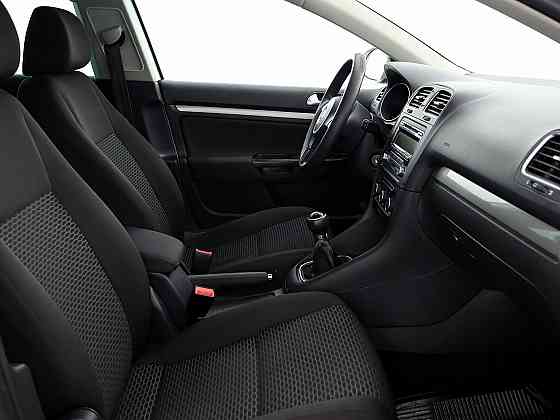 Volkswagen Golf Variant Comfortline 1.2 77kW Таллин