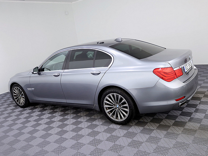 BMW 750 Executive 4.4 300kW Таллин - изображение 4