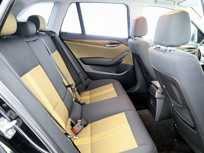 BMW X1 Business ATM 2.0 110kW Таллин - изображение 7