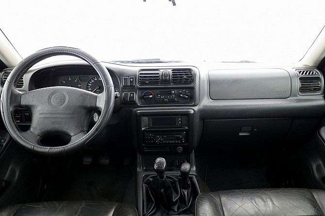 Opel Frontera Limited 4x4 2.2 TD 85kW Таллин - изображение 5