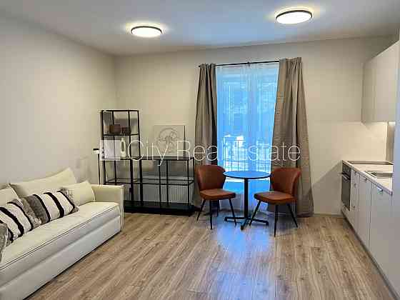 Проект - Aizkulises (Аизкулисес), новостройка, благоустроенная озеленённая территория, Рига