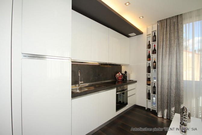 Tiek pārdots saulains un mājīgs 2- istabu dzīvokli jaunajā projektā Albatros Residence (2013) Rīga - foto 4