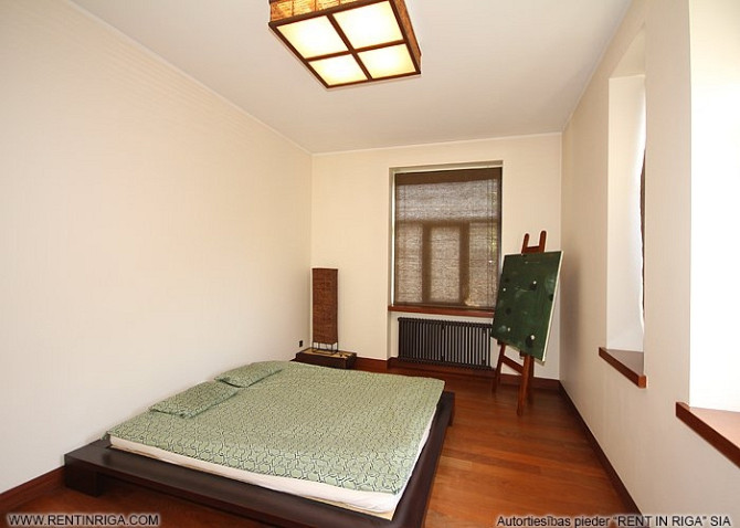 Uz īri tiek piedāvāts elegants un ērts trīs istabu dzīvoklis Āgenskalnā, tieši blakus Rīga - foto 8