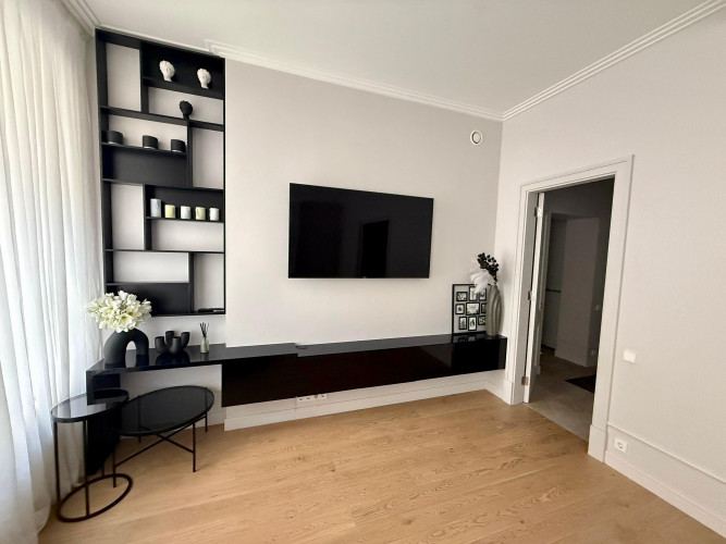 Izīrē plašu 3 istabu dzīvokli Rīgas centrā!  Šis dzīvoklis ir elegants un ar īpašu šarmu, kādu snied Рига - изображение 4