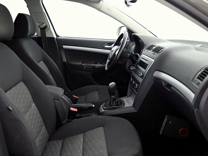 Skoda Octavia Comfortline Facelift 4x4 2.0 TDI 103kW Таллин - изображение 6