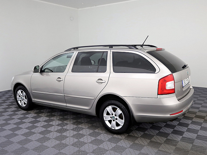Skoda Octavia Comfortline Facelift 4x4 2.0 TDI 103kW Таллин - изображение 4