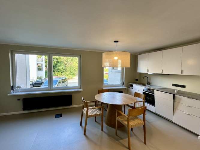 Продаётся 2-комнатная квартира в Агентскалнсе  тихом, зелёном и ухоженном районе, Рига - изображение 1