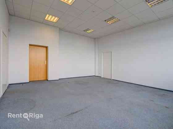 Качественный, компактный офис в отреставрированном здании  Ganību dambī 24D.  Офис Рига