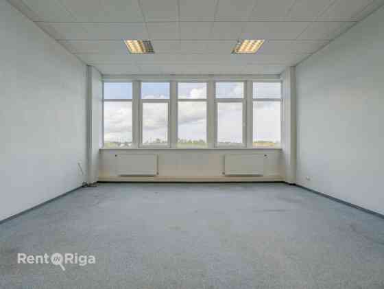 Качественный, компактный офис в отреставрированном здании  Ganību dambī 24D.  Офис Рига