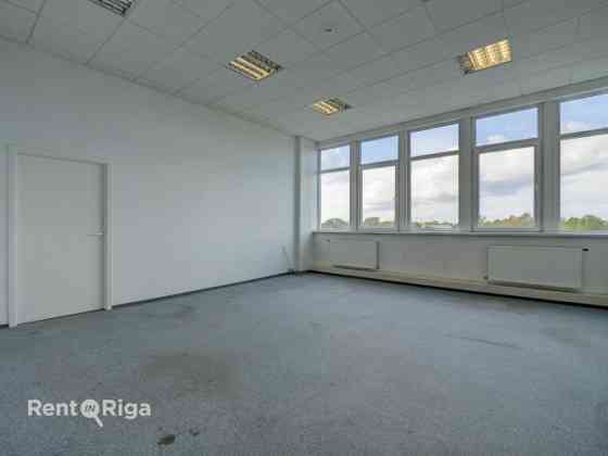 Качественный, компактный офис в отреставрированном здании  Ganību dambī 24D.  Офис Рига