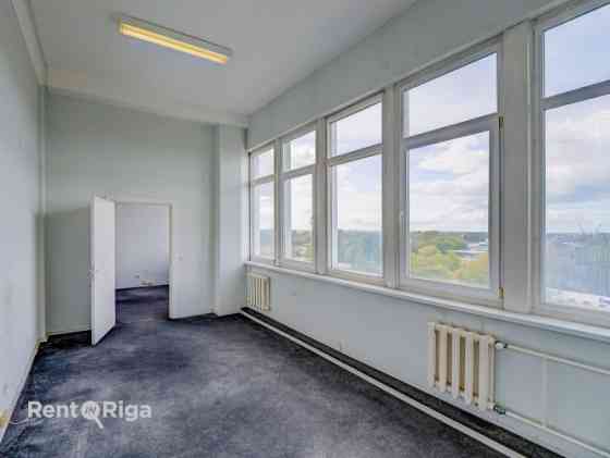 Качественный, компактный офис в отреставрированном здании  Ganību dambī 24D.  Офис Рига