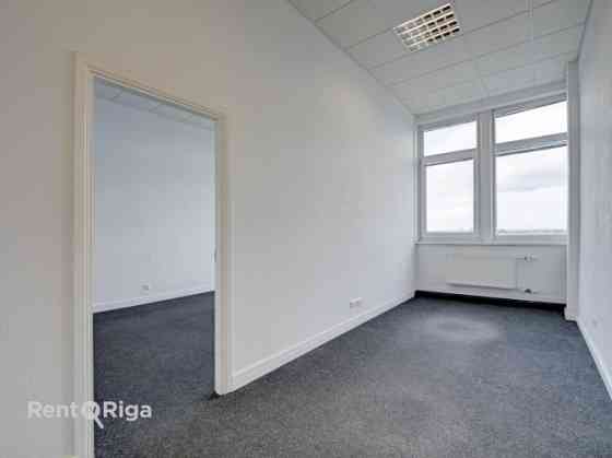 Качественный, компактный офис в отреставрированном здании  Ganību dambī 24D.  Офис Рига