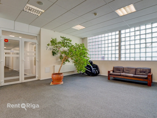 Качественный, компактный офис в отреставрированном здании  Ganību dambī 24D.  Офис Рига - изображение 8