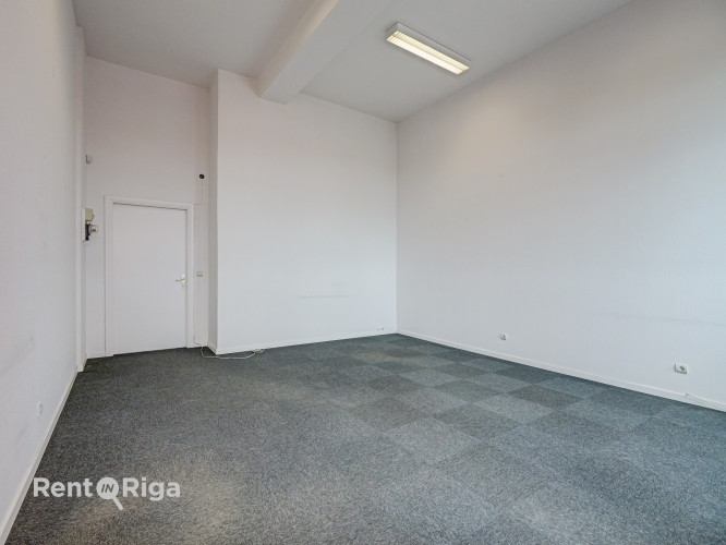 Качественный, компактный офис в отреставрированном здании  Ganību dambī 24D.  Офис Рига - изображение 3