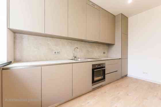 Современная и продуманная до мелочей 2-комнатная квартира по адресу Лиелирбес 9a Рига