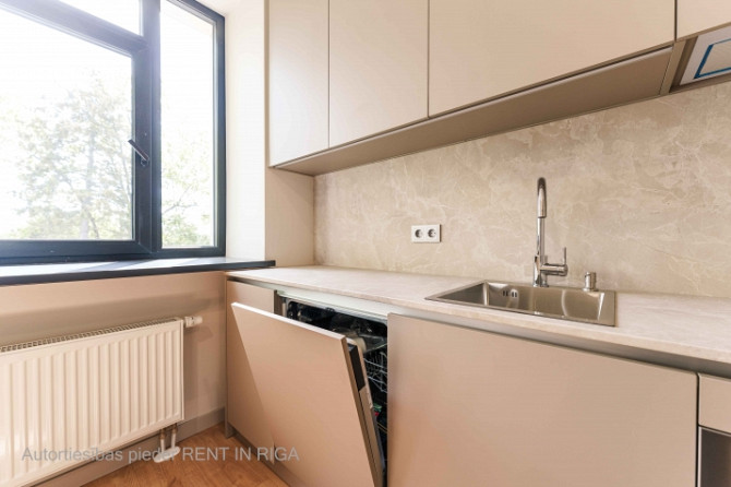 Современная и продуманная до мелочей 2-комнатная квартира по адресу Лиелирбес 9a Рига - изображение 5