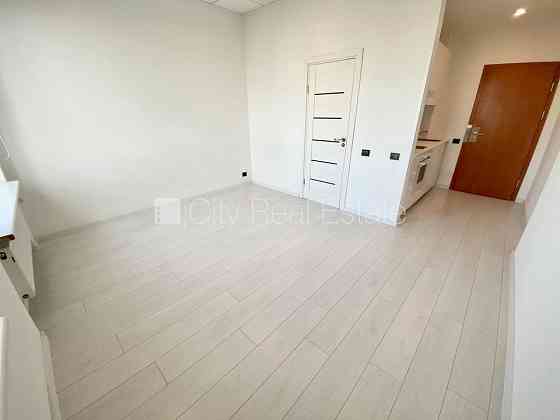 Реновированный дом, окна выходят во двор, количество спален 4 шт., изолированные Rīga