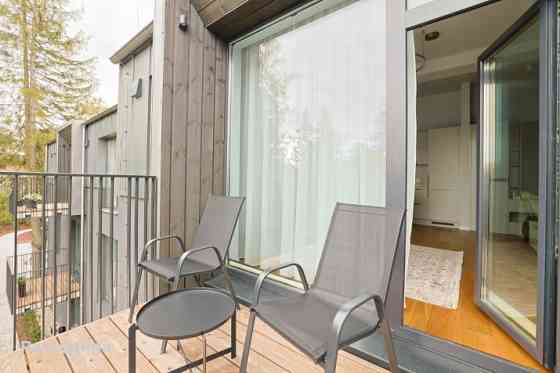 Эксклюзивная квартира в новом проекте с балконом, гардеробной и личным Рига