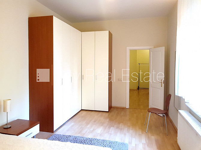Fasādes māja, slēgts pagalms, vieta automašīnai, luksuss apartamenti , ir lifts, trīs Rīga - foto 17