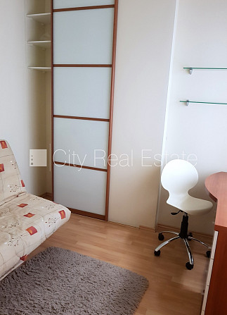 Fasādes māja, slēgts pagalms, vieta automašīnai, luksuss apartamenti , ir lifts, trīs Rīga - foto 20