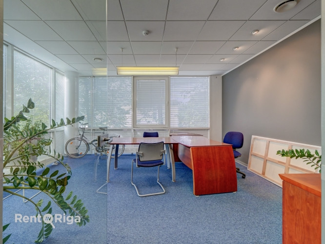 Офис рядом с торговым центром Domina  Здание расположено всего в двух кварталах от Рига - изображение 3
